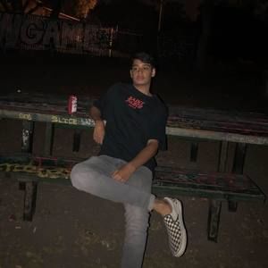 Meet your Posher, Abhishek